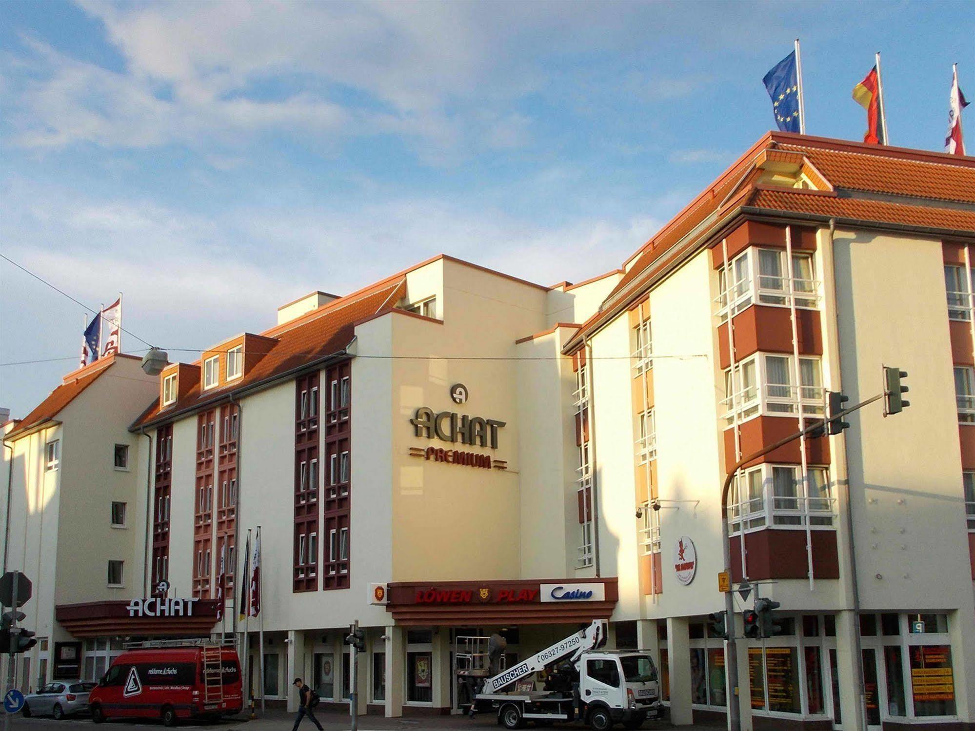 Achat Hotel Neustadt an der Weinstraße Kültér fotó